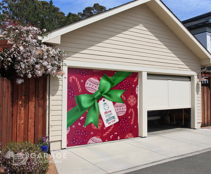 Christmas Present | 1-Car Garage Door Cover