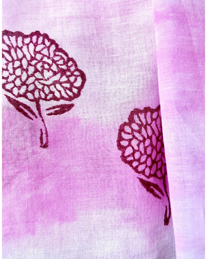 Pink Mulmul cotton saree named Khaas Mulaqat