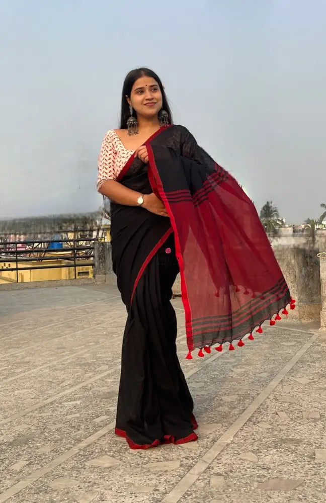 Black- Maroon soft and comfortable Khadi cotton saree