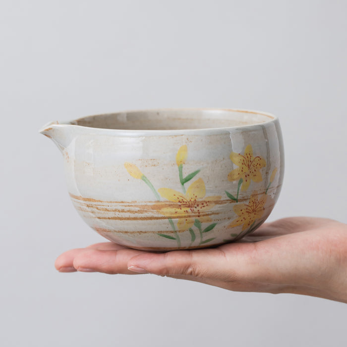 Lily Ceramic Matcha Set with Bowl and Chasen Holder