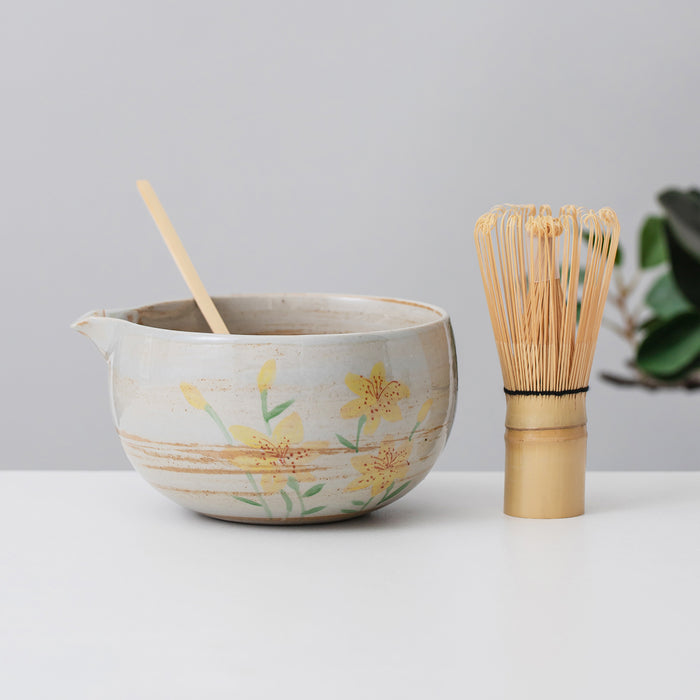 Lily Ceramic Matcha Set with Bowl and Chasen Holder