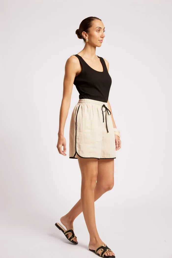 Maris Splice Short  Tusk / Black