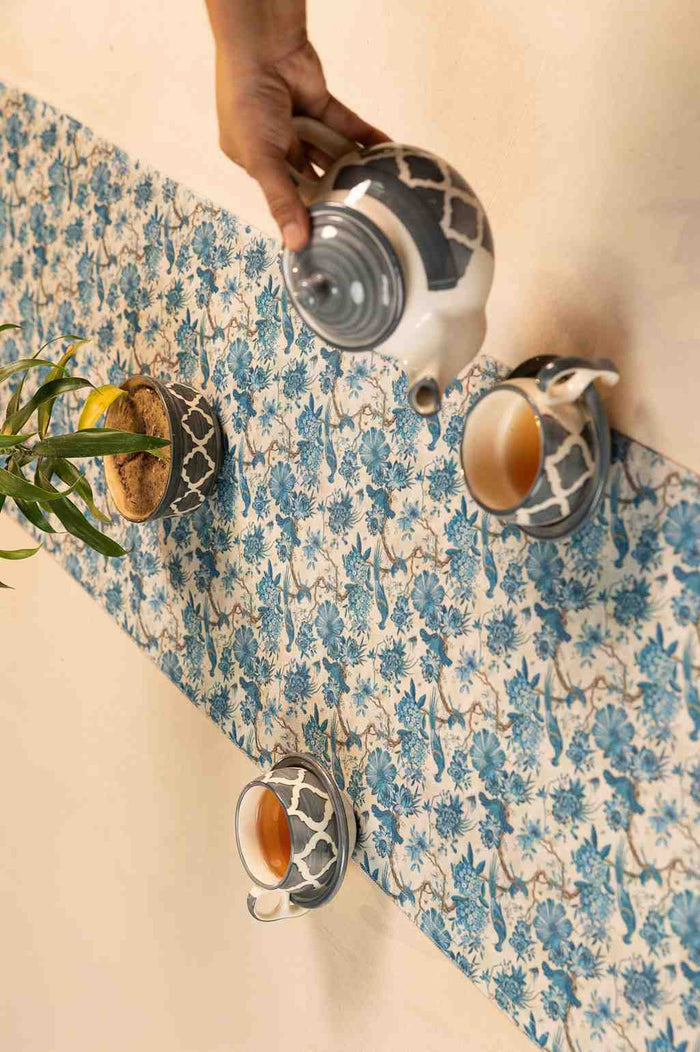 Royal Garden – Blue Floral Print Table Runner