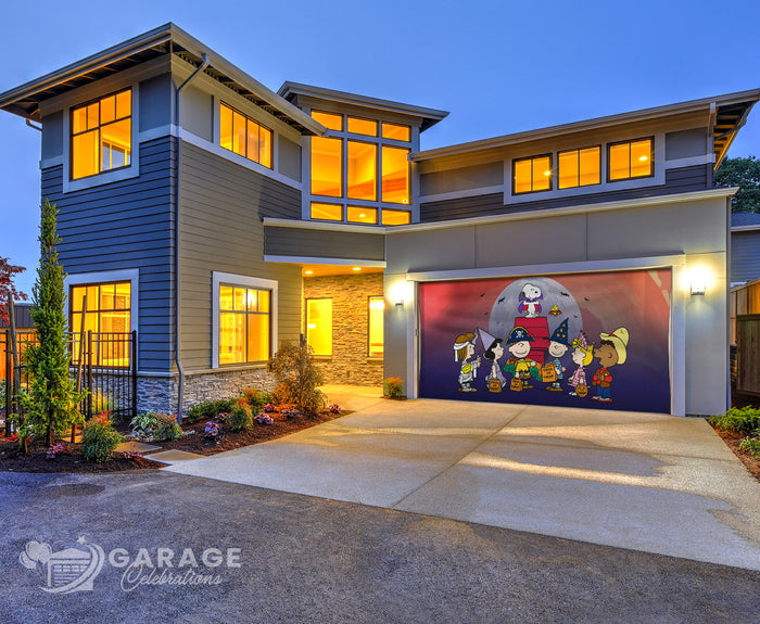 Spooky Crew | 2-Car Peanuts® Garage Door Cover