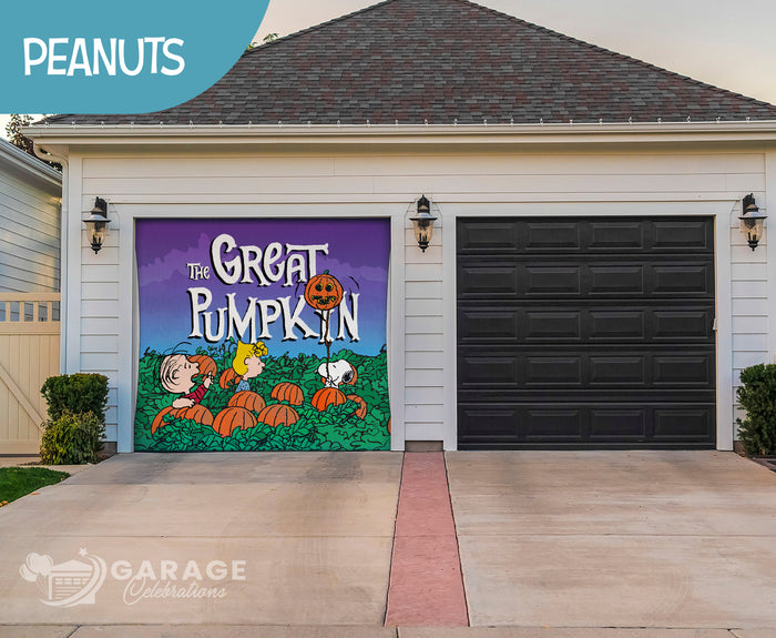 The Great Pumpkin | 1-Car Peanuts® Garage Door Cover